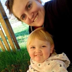 Meet your Posher, Adrienne